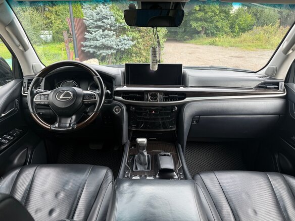 2017 Lexus LX 450d III Рестайлинг 2, чёрный, 7150000 рублей - вид 9