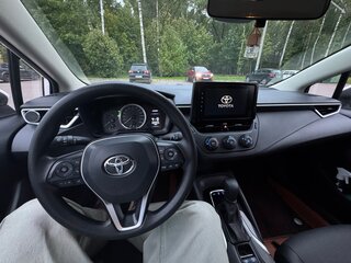 2023 Toyota Corolla XII (E210), белый, 2500000 рублей, вид 4