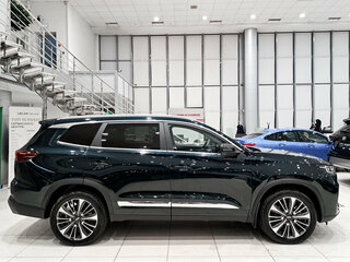 2023 Chery Tiggo 8 Pro Plug-in Hybrid, зелёный, 2450000 рублей, вид 4