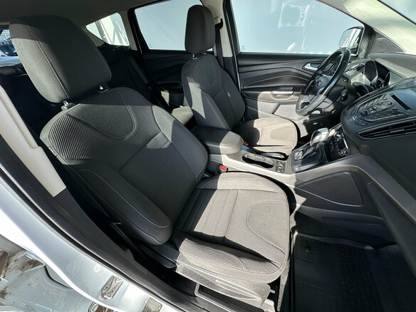 2016 Ford Kuga II, белый, 1190000 рублей - вид 16
