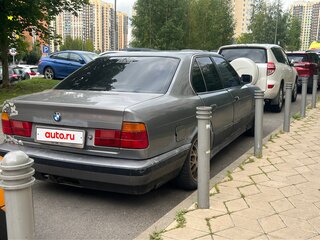 1992 BMW 5 серии 520i III (E34), белый, 230000 рублей, вид 3