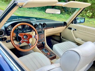 1987 Mercedes-Benz SL-Класс 500 III (R107, C107), синий, 5000000 рублей, вид 4