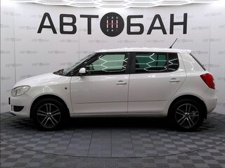 2014 Skoda Fabia II Рестайлинг, белый, 630000 рублей, вид 4