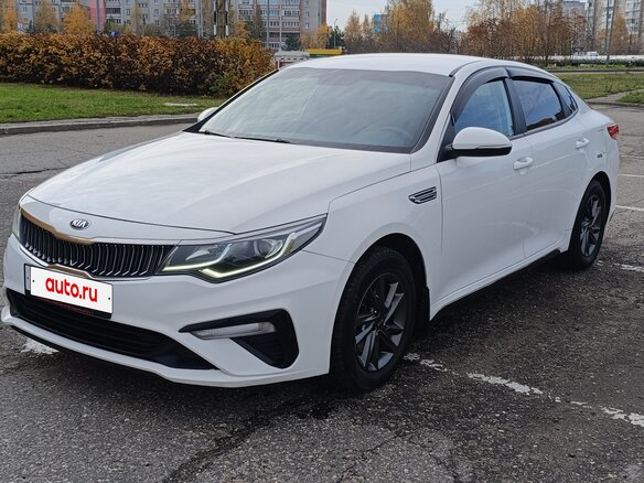 2019 Kia Optima IV Рестайлинг, белый, 1330000 рублей