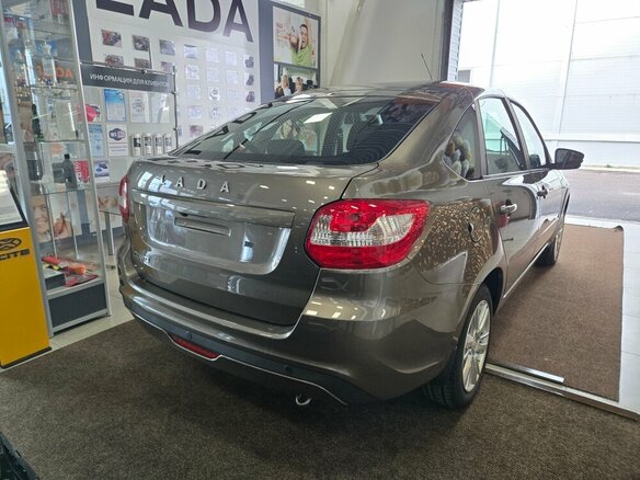 2026 Lada (ВАЗ) Granta I Рестайлинг, коричневый - вид 6