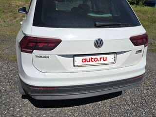 2017 Volkswagen Tiguan II, белый, 1700000 рублей, вид 5