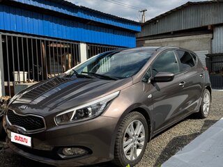 2012 Kia Ceed II, коричневый, 999999 рублей, вид 4
