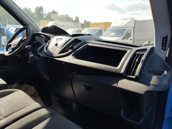 2021 Ford Transit, синий, 3375000 рублей - вид 4