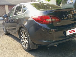 2013 Opel Astra J Рестайлинг, чёрный, 515000 рублей, вид 5