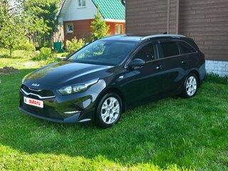 2021 Kia Ceed III Рестайлинг, чёрный, 1950000 рублей, вид 2