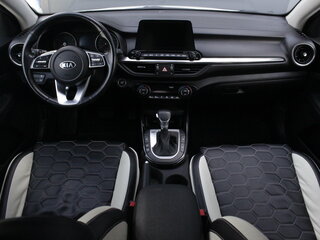 2020 Kia Cerato IV, белый, 2100000 рублей, вид 5