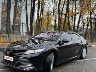 2019 Toyota Camry VIII (XV70), чёрный, 3100000 рублей, вид 1