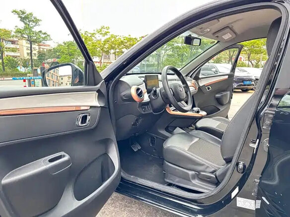 2024 Dongfeng Box 31.45 kWh, чёрный - вид 5