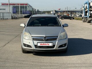 2009 Opel Astra H Рестайлинг, серебристый, 390000 рублей, вид 3