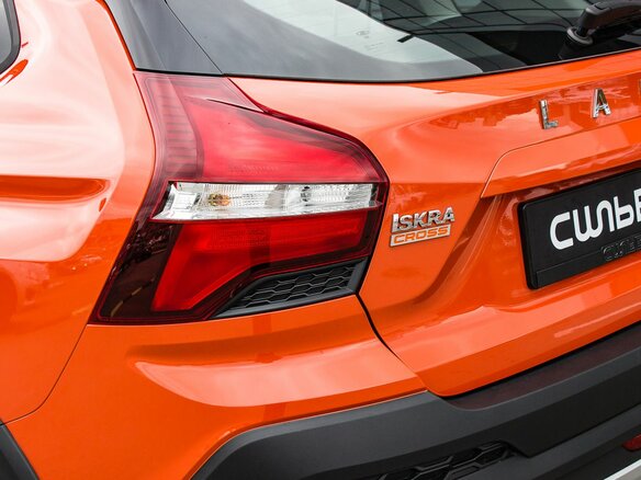 2026 Lada (ВАЗ) Iskra SW Cross, оранжевый, 1672000 рублей - вид 2