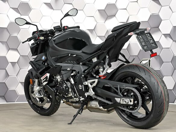2025 BMW S 1000 R, чёрный, 2049000 рублей - вид 7