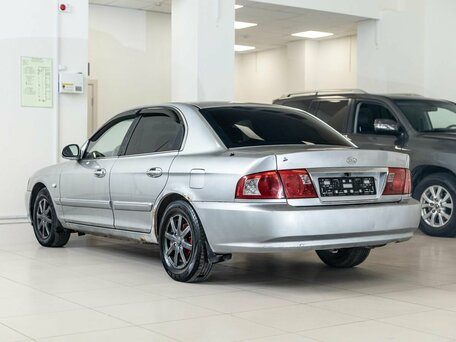 2005 Kia Magentis I Рестайлинг, серебристый, 300000 рублей, вид 4
