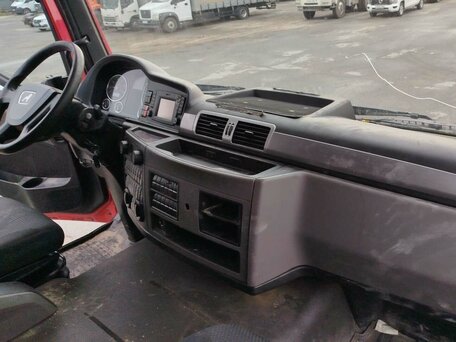 2020 MAN TGS, красный, 5579100 рублей, вид 5