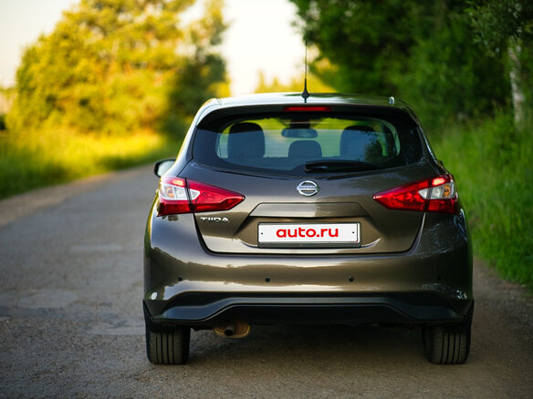 2015 Nissan Tiida II, коричневый, 1150000 рублей - вид 11