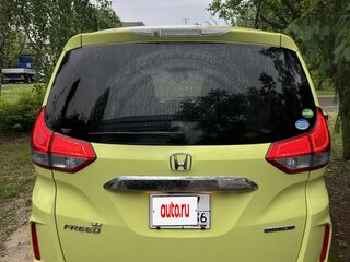2018 Honda Freed II, жёлтый, 1499000 рублей, вид 5