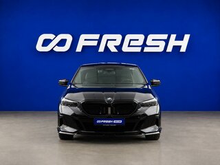 2023 BMW 5 серии 530i xDrive VIII (G60/G61/G68), чёрный, 6977900 рублей, вид 3