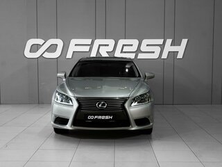 2013 Lexus LS Long 600h L IV Рестайлинг 2, серебристый, 2548000 рублей, вид 3
