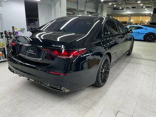 2026 Mercedes-Benz S-Класс 450 d Long 4MATIC VII (W223) Рестайлинг, чёрный, 27490000 рублей, вид 4