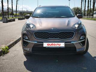 2020 Kia Sportage IV Рестайлинг, коричневый, 2249000 рублей, вид 5