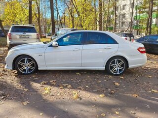 2010 Mercedes-Benz E-Класс 200 5G-Tronic IV (W212, S212, C207), белый, 1250000 рублей, вид 1