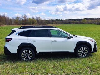 2025 Subaru Outback VI Рестайлинг, белый, 3000000 рублей, вид 4