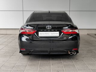 2023 Toyota Camry VIII (XV70) Рестайлинг, чёрный, 3390000 рублей, вид 4