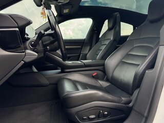 2021 Porsche Taycan 4S I, белый, 9990000 рублей, вид 5