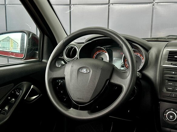2019 Lada (ВАЗ) Granta Cross I Рестайлинг, красный, 769000 рублей - вид 15