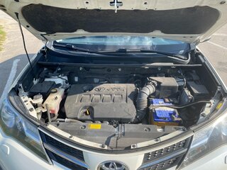 2013 Toyota RAV4 IV (XA40), белый, 2300000 рублей, вид 5