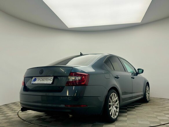 2017 Skoda Octavia III (A7) Рестайлинг, серый, 1795000 рублей - вид 6