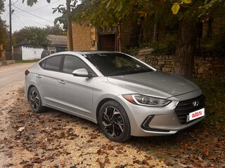 2017 Hyundai Elantra VI (AD), серебристый, 1160000 рублей, вид 5
