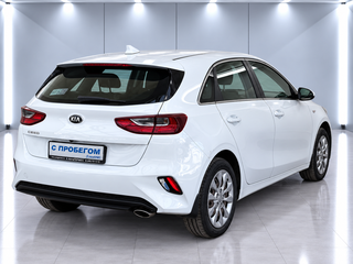 2019 Kia Ceed III, белый, 1610000 рублей, вид 4