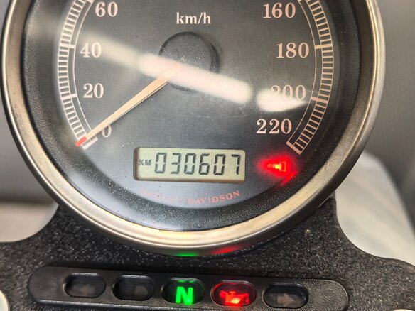 2007 Harley-Davidson Sportster 883, белый, 625000 рублей - вид 8
