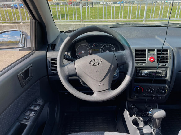 2010 Hyundai Getz I Рестайлинг, серебристый, 770000 рублей - вид 19