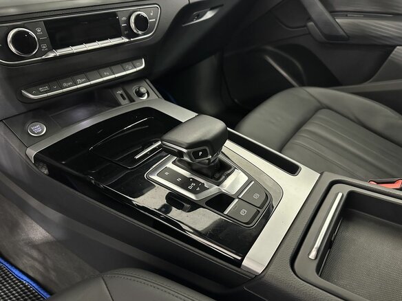 2021 Audi Q5 45 TFSI II (FY) Рестайлинг, синий, 4100000 рублей - вид 12