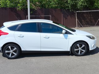 2012 Ford Focus III, белый, 1000050 рублей, вид 4