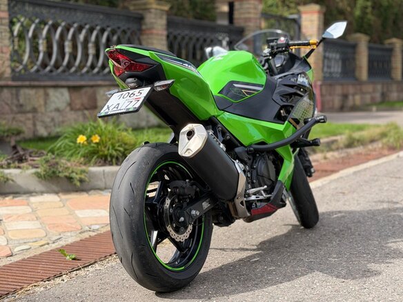 2020 Kawasaki Ninja 400, зелёный, 530000 рублей - вид 3