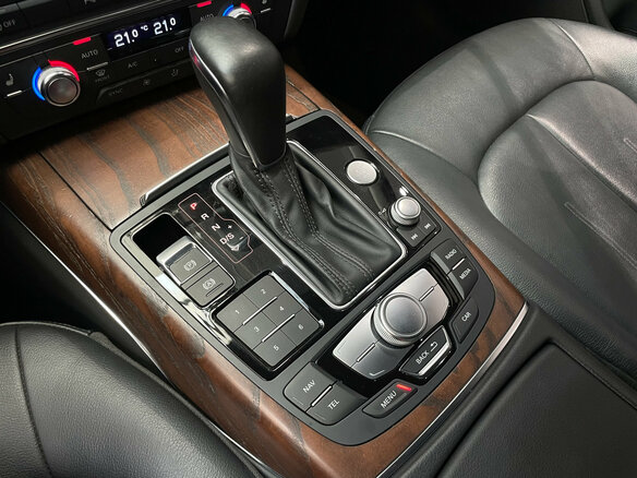 2016 Audi A6 IV (C7) Рестайлинг, чёрный - вид 16