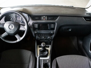 2014 Skoda Octavia III (A7), белый, 995000 рублей, вид 5