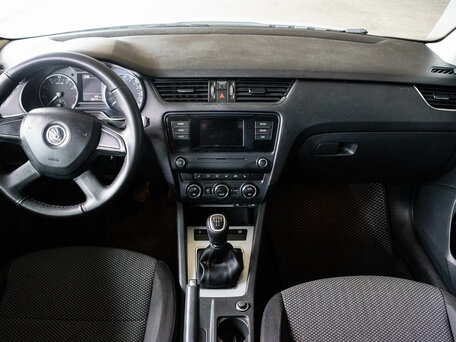 2014 Skoda Octavia III (A7), белый, 995000 рублей, вид 5