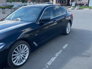 2017 BMW 5 серии 530i xDrive VII (G30/G31/G38), чёрный, 2950000 рублей, вид 2