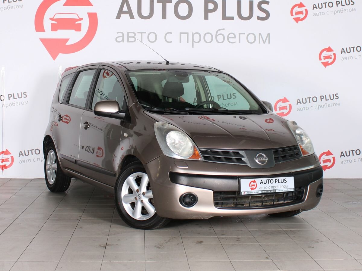Открыть фотографии: Nissan Note I