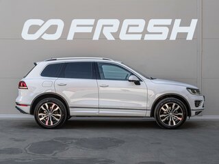 2016 Volkswagen Touareg II Рестайлинг, белый, 2890000 рублей, вид 5