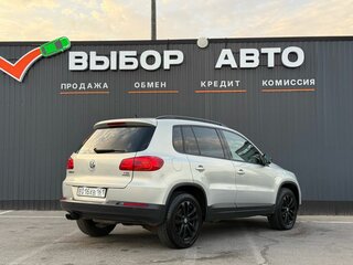 2013 Volkswagen Tiguan I Рестайлинг, серебристый, 1130000 рублей, вид 2