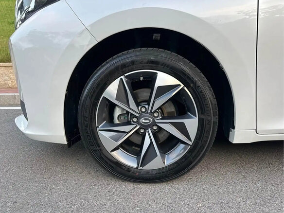 2022 GAC Trumpchi M6 Pro, белый, 1750000 рублей - вид 13